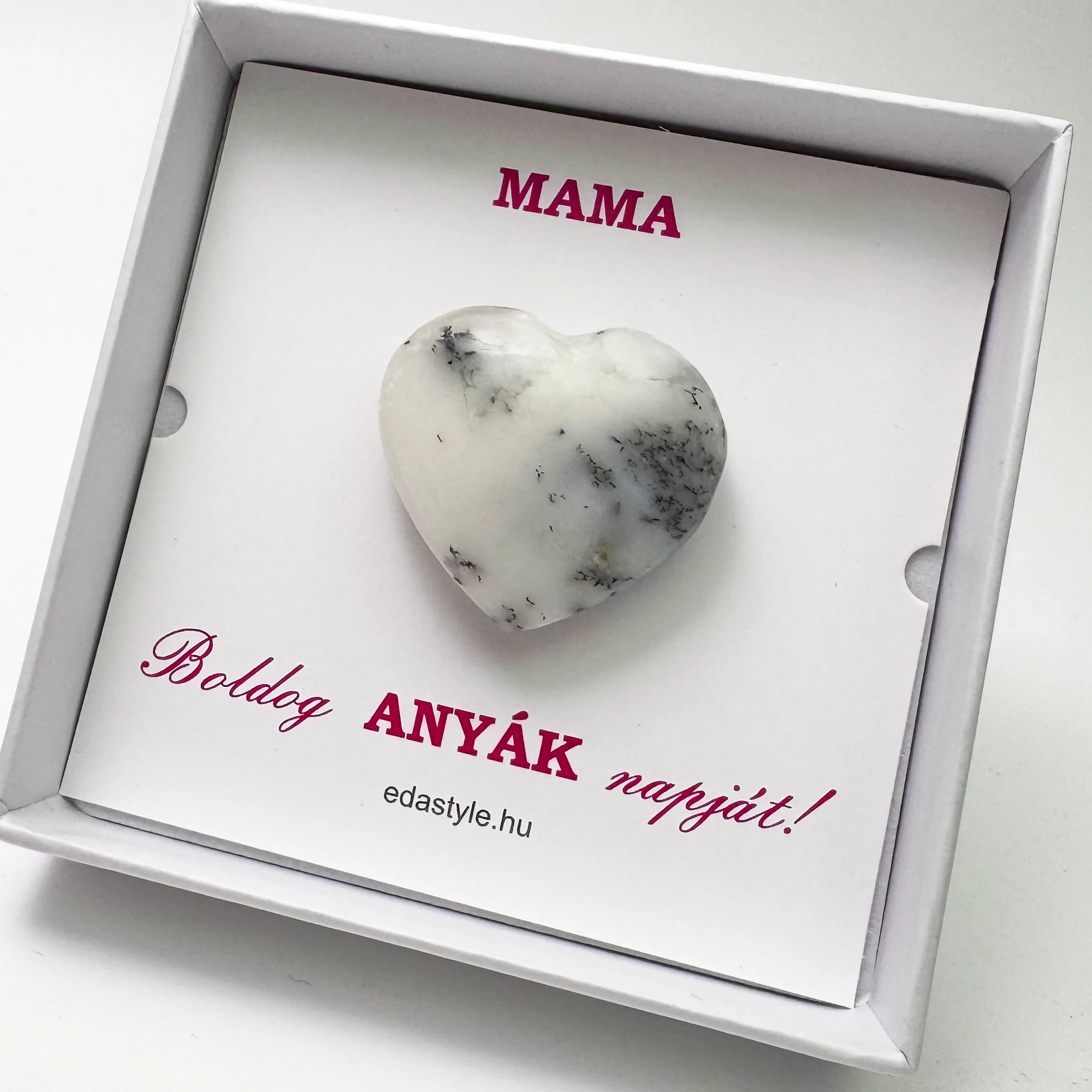 Anyák napi ásvány szív merlinit (Mama)