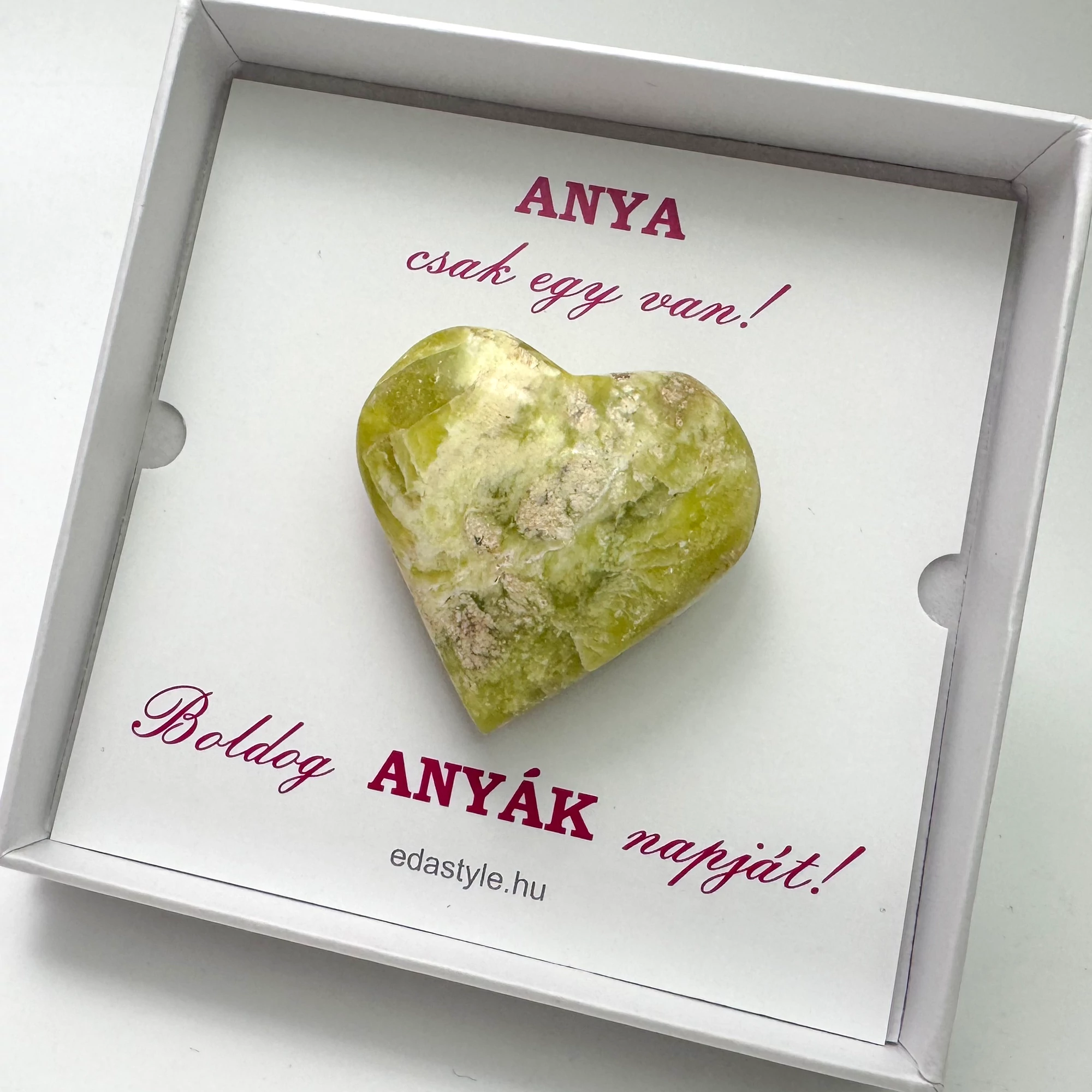 Anyák napi ásvány szív szerpentin